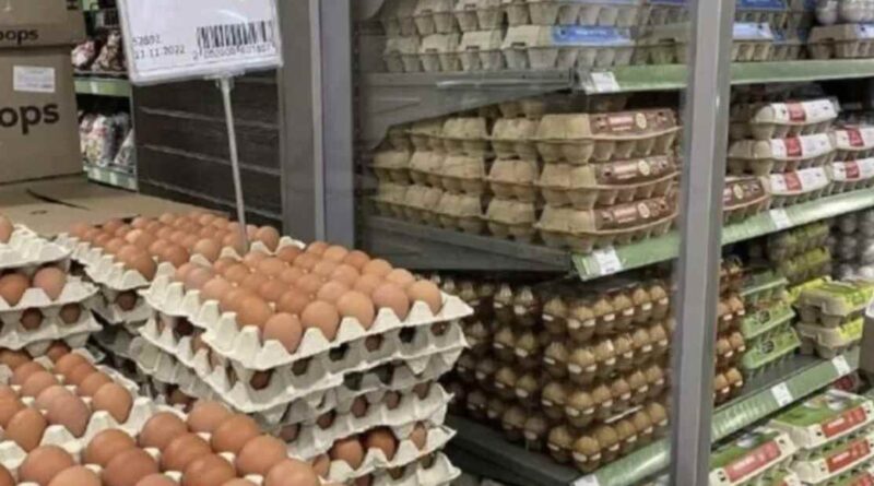 Ціни зросли вже більше як на 25 гривень: в Україні різко змінилися ціни на яйця та олію