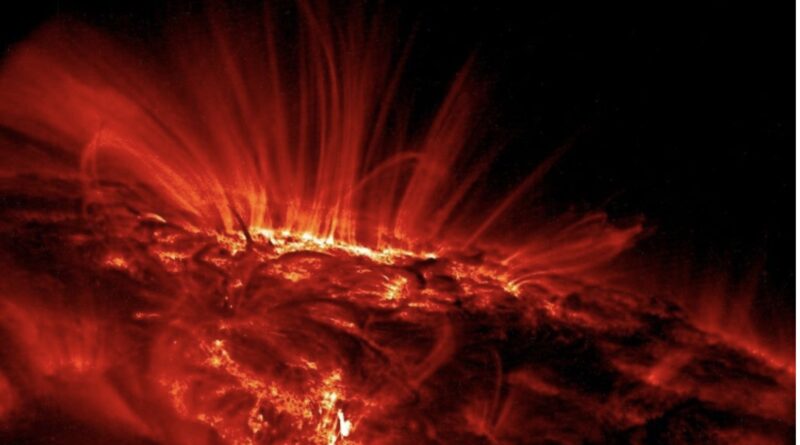 Сонце вибухнуло спалахами класу Х: очікується сильний удар по Землі