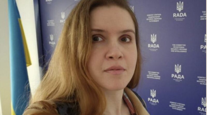 Мар’яна у своєму репертуарі: Безугла запропонувала українцям за кордоном, які не оновлюють даних для ТЦК, здати свої паспорти