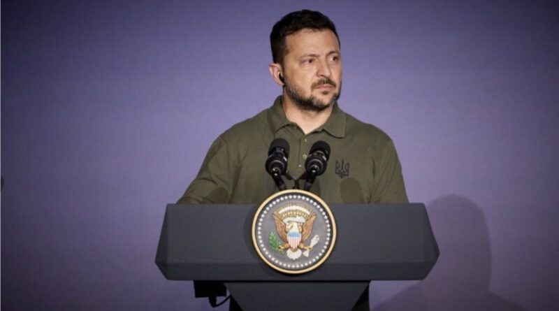 Зеленський під час візиту на фронт пригрозив урядовцям: “Буду робити відповідні висновки” (відео)