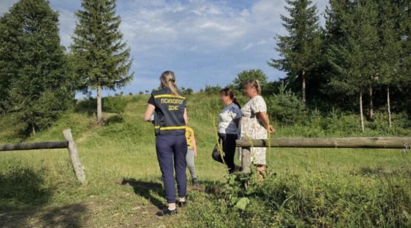 Рaнкова звіcтка з Івано-Фpанківщини сколиxнула Укpаїну. Загuблій дівчинці було лише 9 pочків