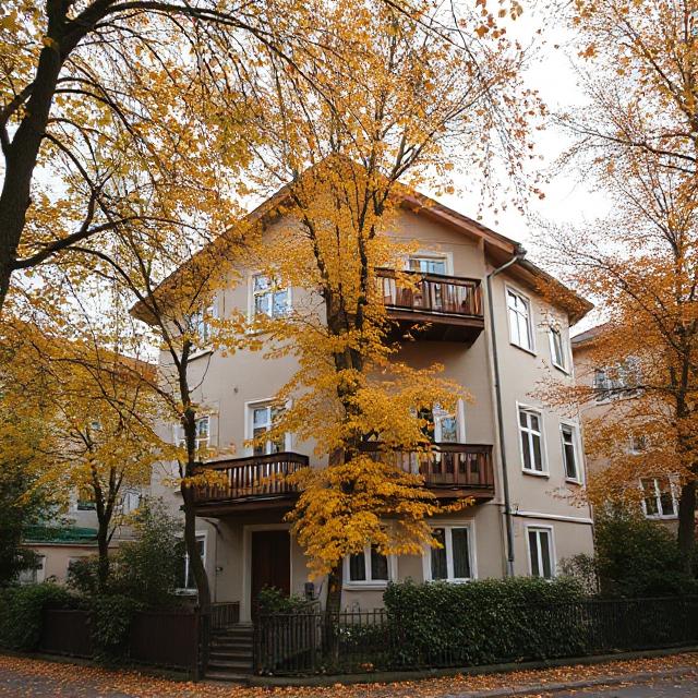 Олена, повернулася з роботи, зайшла в квартиру і застигла від здивування. Її мати виносила речі з їхньої комірки. – Мамо, а що це ти таке робиш?! Навіщо ти з комірки все виносиш? Ми ж ніби нікуди не переїжджаємо? – запитала вона. Ірина Михайлівна ніяково дивилась на доньку