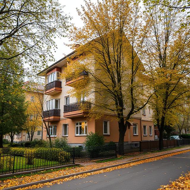 – Знову макарони з сосисками? Я ж тільки вчора аванс тобі віддав, – обурився Микола. – Економимо! – діловито сказала Іра. – А чому одна сосиска? – розсердився Микола. – Заощаджую, як можу, – пояснила дружина. – Якщо тобі не вистачає того, що я заробляю, то я поїду на заробітки, – заявив чоловік. – На які заробітки? – у Іри на очах заблищали сльози. Пояснювати щось далі чоловікові не було сенсу, і Ірина вирішила піти до сусідки Олени – вона знає як вирішити їхні проблеми