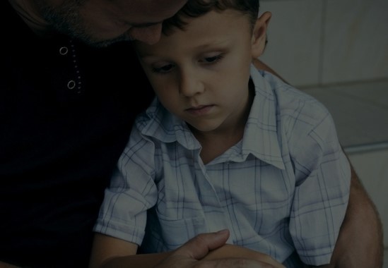 Мати втекла, покинувши новонародженого з батьком. Через 30 років син дізнався, чому