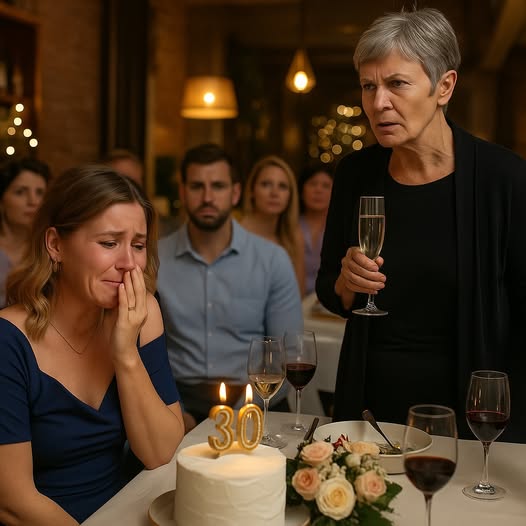 Свекруха-змія довела невістку до сліз на ювілеї! Але відповідь її матері змусила заніміти і зятя, і гостей…